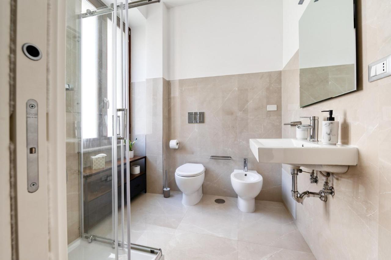 3 Rooms 3 Bathrooms - Lovely Apartment Close The Vatican Рим Экстерьер фото