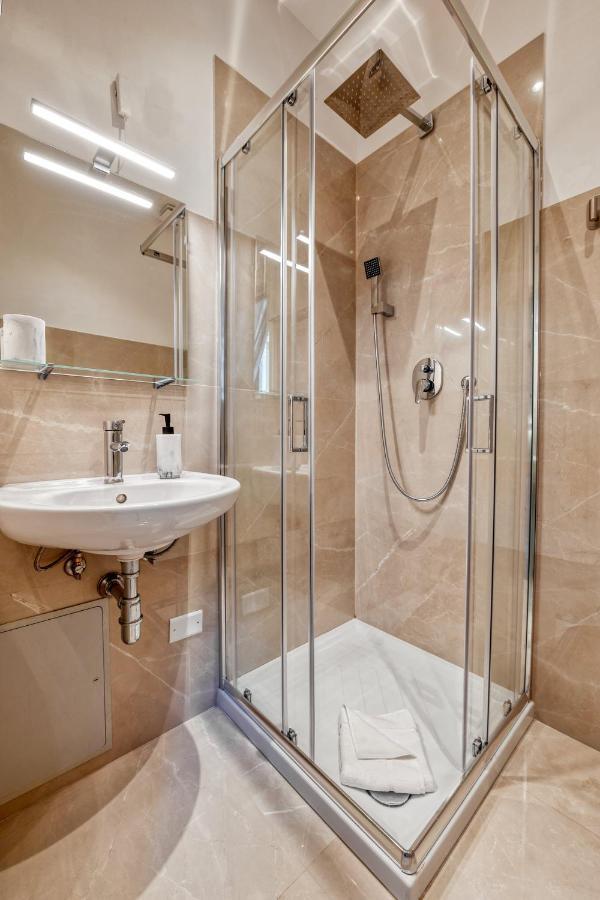 3 Rooms 3 Bathrooms - Lovely Apartment Close The Vatican Рим Экстерьер фото